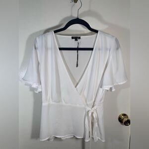Shinestar NWOT white/ivory wrap style shirt sleeve blouse Size large